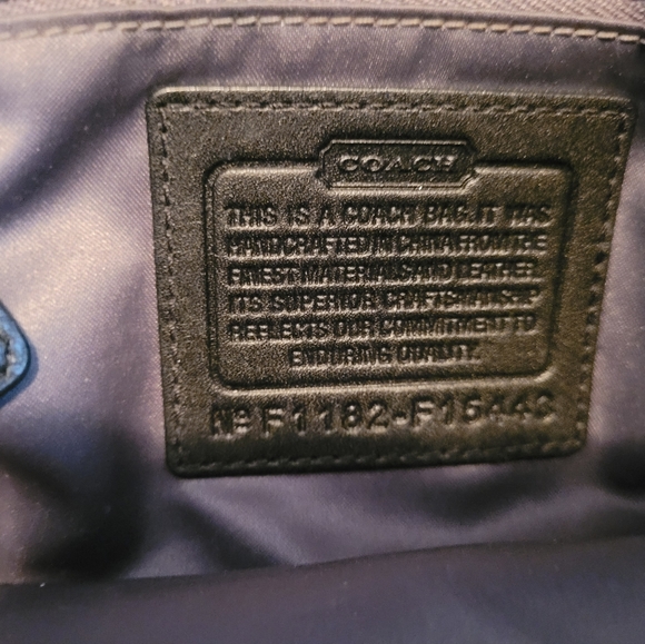 Coach monogram purse - Picture 4 of 7